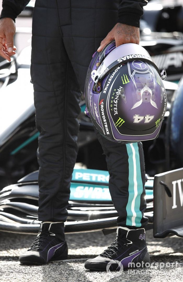 Casco de Lewis Hamilton, Mercedes 
