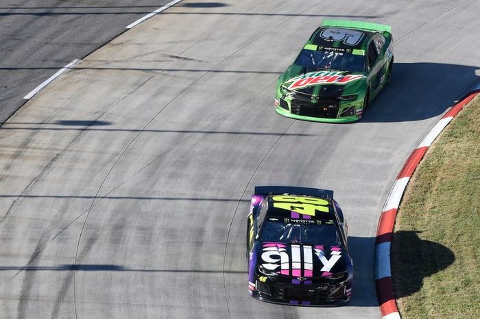 Jimmie Johnson, Hendrick Motorsports, Chevrolet Camaro Ally, Chase Elliott, Hendrick Motorsports, Chevrolet Camaro Mountain Dew