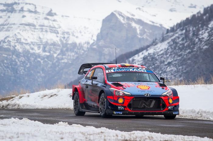 Thierry Neuville, Nicolas Gilsoul, Hyundai Motorsport Hyundai i20 Coupe WRC