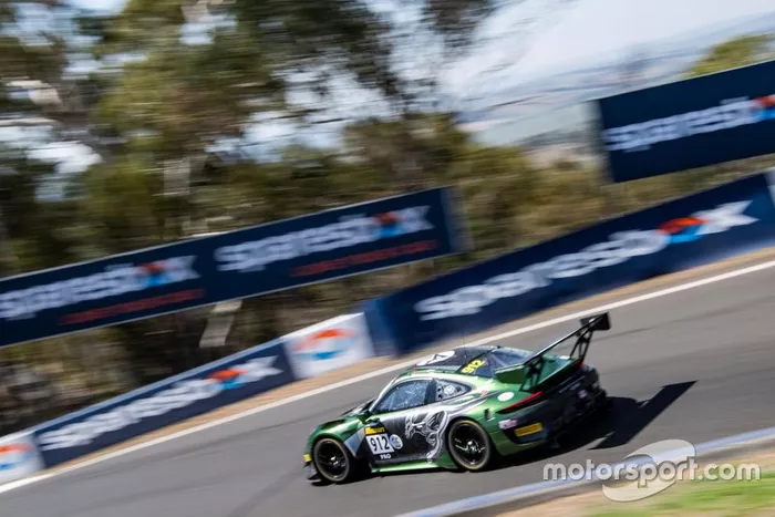 #912 Absolute Racing Porsche GT3 R: Dirk Werner, Matteo Cairoli, Thomas Preining