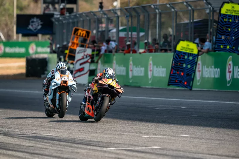 Raul Fernandez, Trackhouse Racing, Pedro Acosta, Red Bull KTM Factory Racing