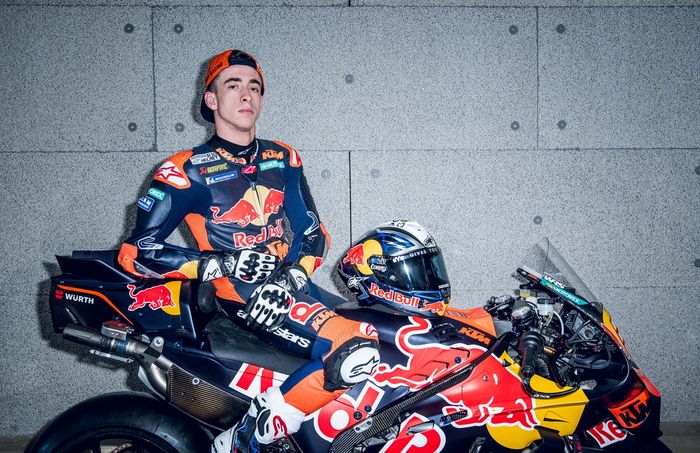 Pedro Acosta, Tim Balap Pabrik Red Bull KTM