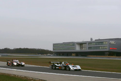 Audi R8R 1999 und der Audi R18 2016