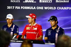 Esteban Ocon, Force India, Sebastian Vettel, Ferrari, Sergio Pérez, Force India en la conferencia de