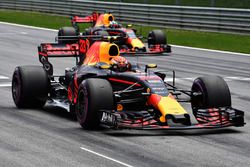 Max Verstappen, Red Bull Racing RB13 inicio de la práctica