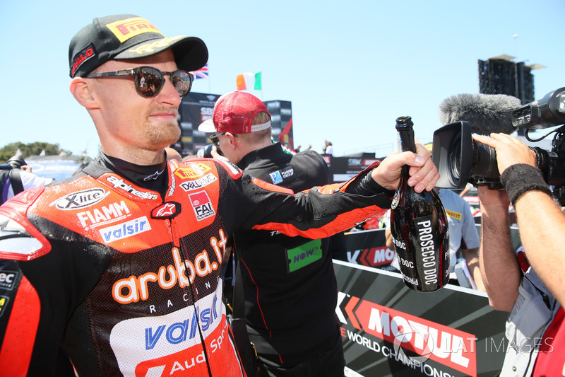 Chaz Davies, Aruba.it Racing-Ducati SBK Team celebration