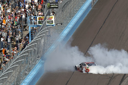 Race winner Matt Kenseth, Joe Gibbs Racing Toyota