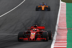 Sebastian Vettel, Ferrari SF71H sparks