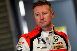 Gordon Shedden, Team Dynamics