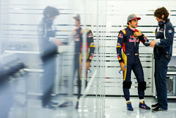 Карлос Сайнс мл., Scuderia Toro Rosso STR11