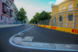 Circuito ciudad de Bakú en la curva 15