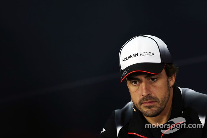 Fernando Alonso, McLaren en la Conferencia de prensa FIA