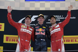 Podio: ganador, Max Verstappen, Red Bull Racing, segundo, Kimi Raikonnen, Scuderia Ferrari, tercer l
