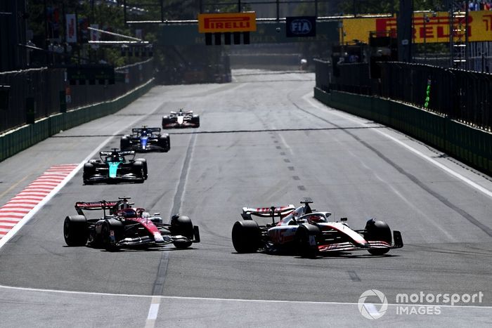 Kevin Magnussen, Haas VF-22, Valtteri Bottas, Alfa Romeo C42