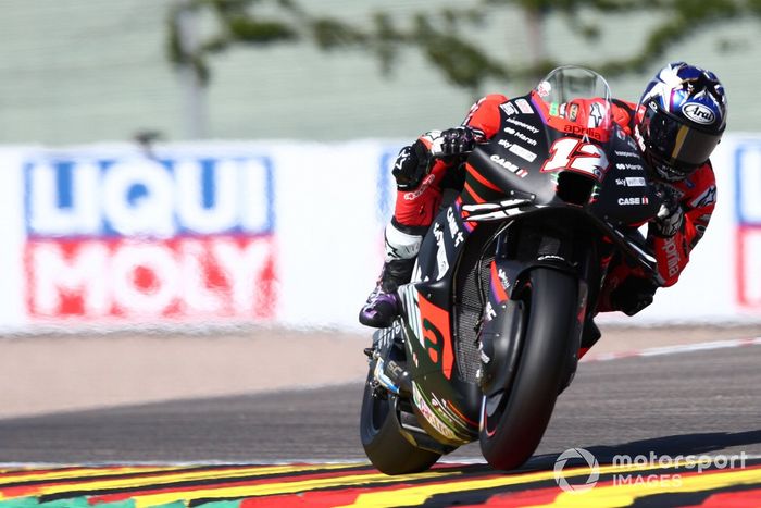 Maverick Vinales, Aprilia Racing Team