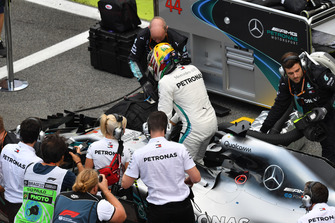 Lewis Hamilton, Mercedes AMG F1 W09 EQ Power+ on the grid