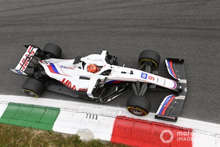 Nikita Mazepin, Haas VF-21