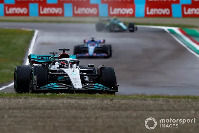 George Russell, Mercedes W13, Fernando Alonso, Alpine A522