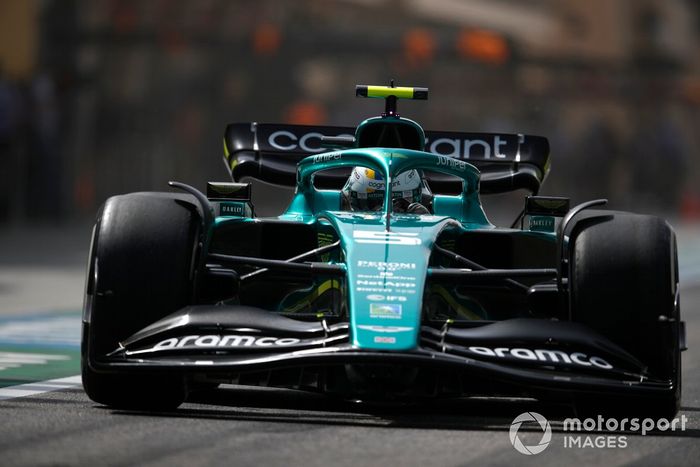 Sebastian Vettel, Aston Martin AMR22

