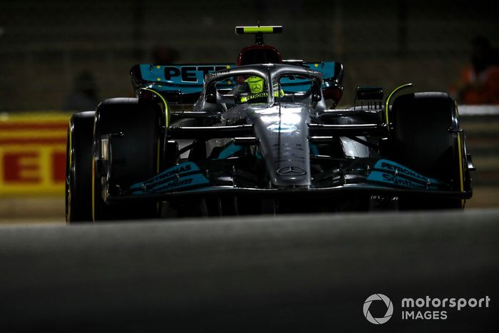 Lewis Hamilton, Mercedes W13