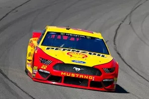 Joey Logano, Team Penske, Ford Mustang Shell Pennzoil