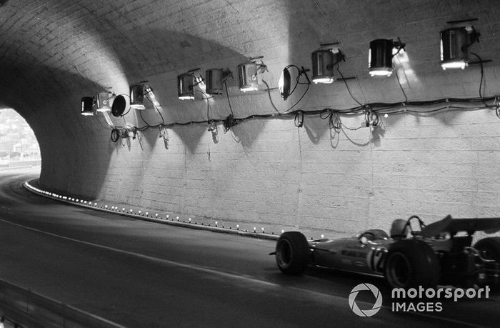 Bruce McLaren, McLaren M14A Ford