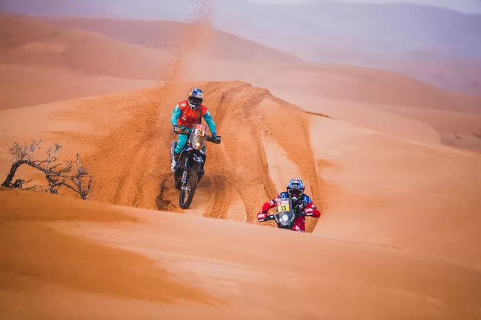 #24 Team Baines Rally KTM: Camille Chapeliere, #11 Monster Energy Honda Team 2022: Jose Ignacio Cornejo Florimo