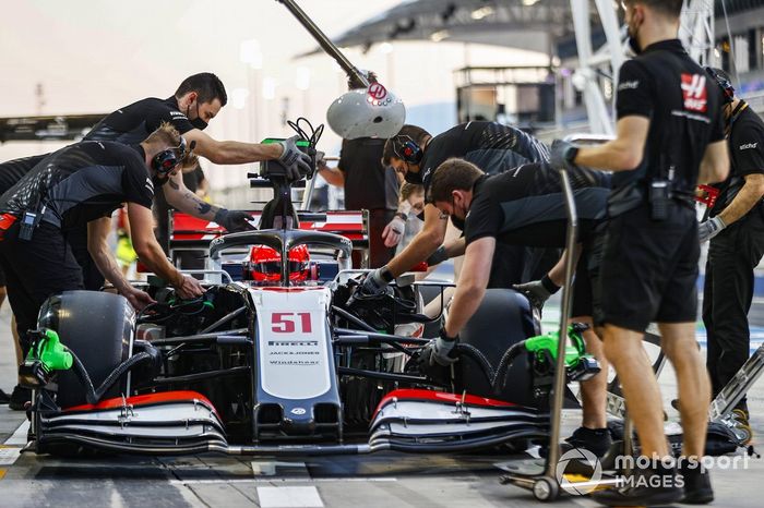 Pietro Fittipaldi, Haas F1 Haas VF-20 en pits