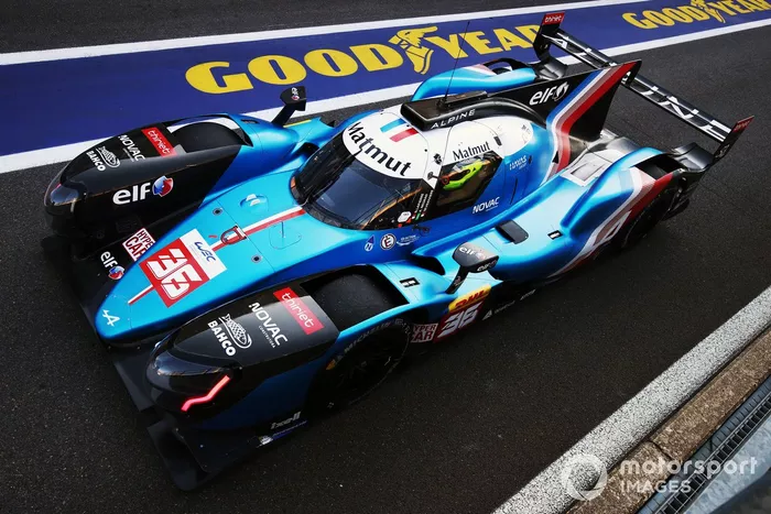 #36 Alpine Elf Matmut Alpine 480 Gibson: Andre Negrao, Nicolas Lapierre, Matthieu Vaxiviere