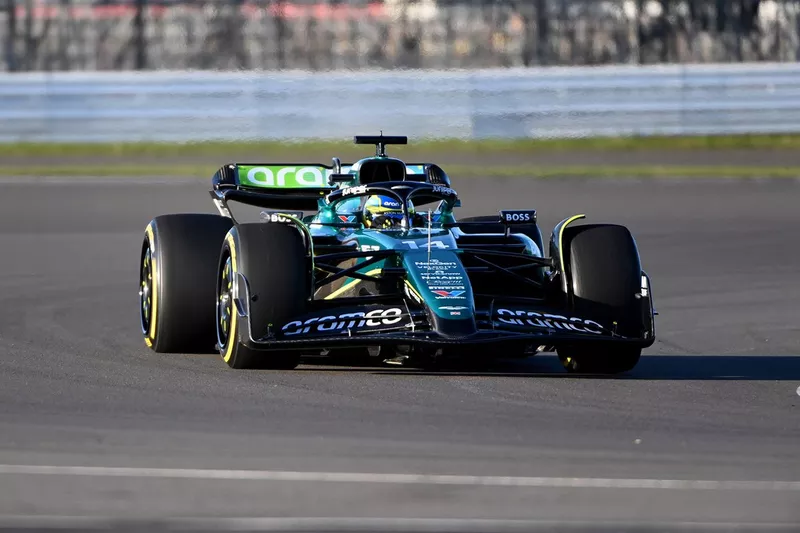 Fernando Alonso, Aston Martin AMR24