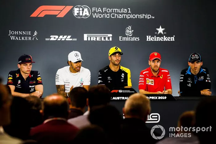 Max Verstappen, Red Bull Racing, Lewis Hamilton, Mercedes AMG F1, Daniel Ricciardo, Renault F1 Team, Sebastian Vettel, Ferrari e Robert Kubica, Williams Racing, durante la conferenza stampa
