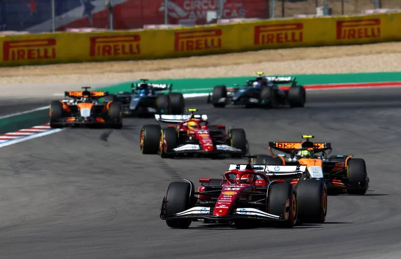 Charles Leclerc, Ferrari, Lewis Hamilton, Lando Norris, McLaren