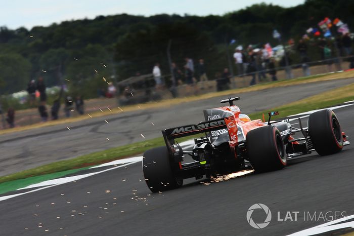 Fernando Alonso (ESP) McLaren MCL32