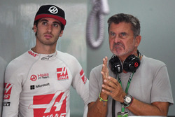 Antonio Giovinazzi, Haas F1 Team and Enrico Zanarini, Driver Manager