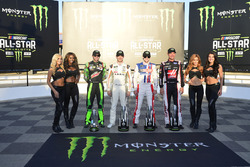Chase Elliott, Hendrick Motorsports, Chevrolet; Daniel Suárez, Joe Gibbs Racing, Toyota; Ryan Blaney, Wood Brothers Racing, Ford; Clint Bowyer, Stewart-Haas Racing, Ford