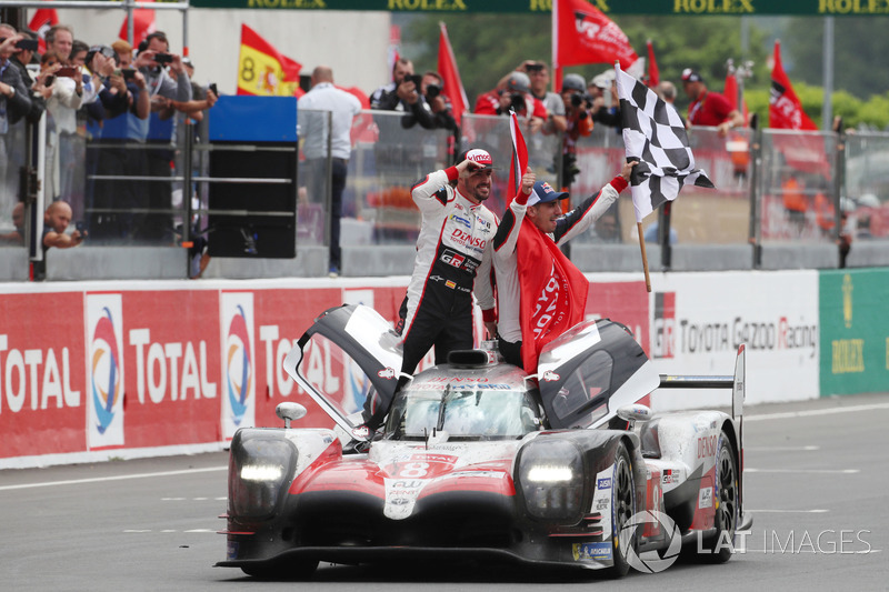 #8 Toyota Gazoo Racing Toyota TS050: Sébastien Buemi, Kazuki Nakajima, Fernando Alonso