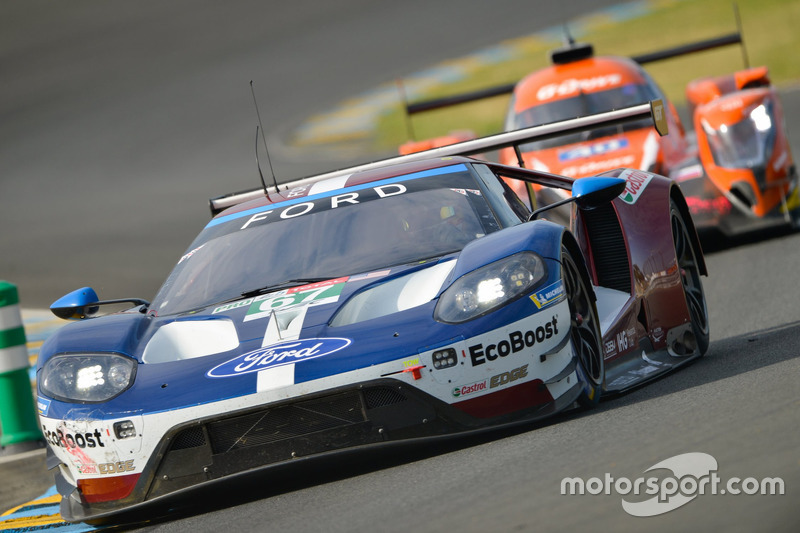 #67 Ford Chip Ganassi Racing Ford GT: Andy Priaulx, Harry Tincknell