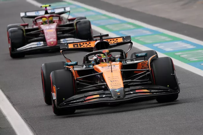 Lewis Hamilton, Ferrari, Oscar Piastri, McLaren