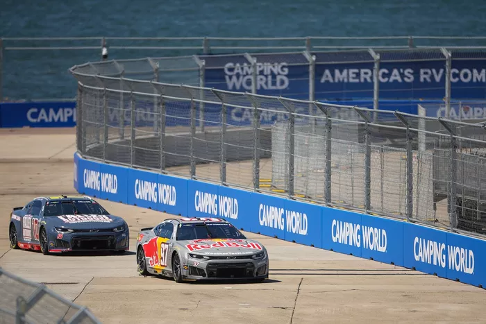 Shane van Gisbergen, Trackhouse Racing, Ty Dillon, Kaulig Racing