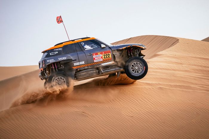 #222 X-Raid Mini JCW Mini: Guillaume De Mevius, Mathieu Baumel