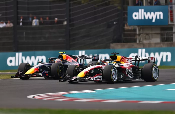 Arvid Lindblad, Racing Bulls, Isack Hadjar, Red Bull Racing