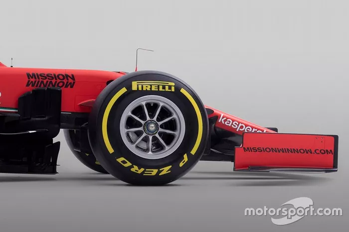 Detalhe da Asa Dianteira