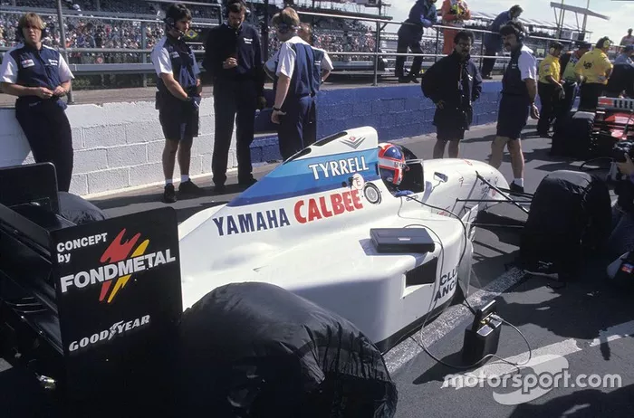 Ukyo Katayama, Tyrrell 022 Yamaha