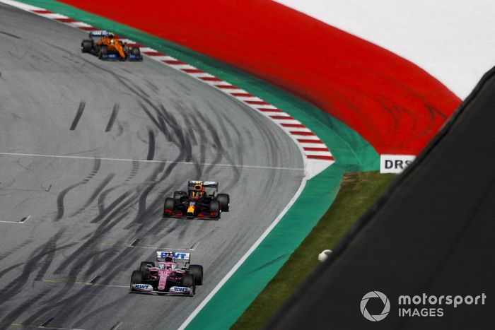 Sergio Perez, Racing Point RP20, Alex Albon, Red Bull Racing RB16 e Lando Norris, McLaren MCL35 