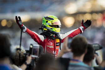 Champion Mick Schumacher, PREMA Theodore Racing Dallara F317 - Mercedes-Benz