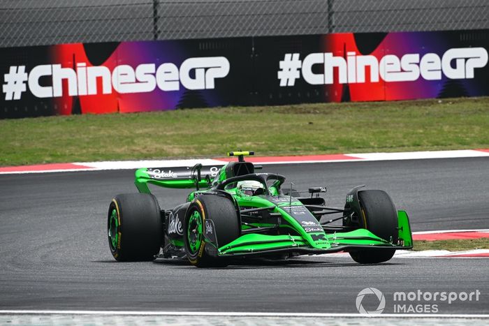 Zhou Guanyu, Kick Sauber C44