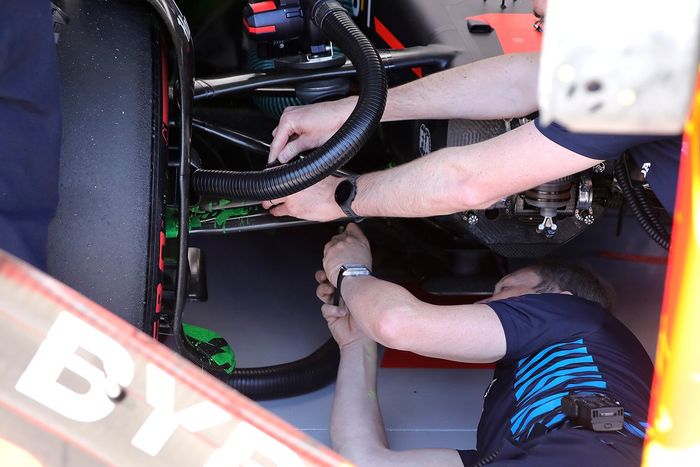 Red Bull Racing RB20 detalles técnicos