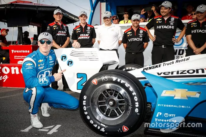 Ganador de la pole Josef Newgarden, Team Penske Chevrolet