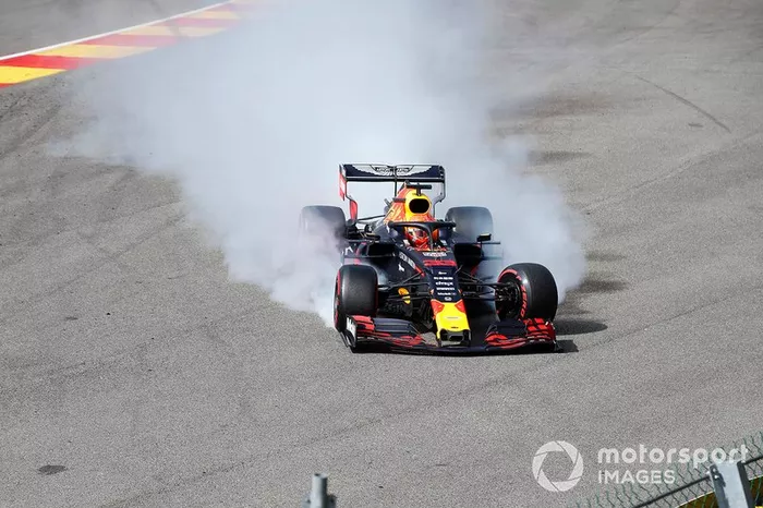 Incidente y abandono de Max Verstappen, Red Bull Racing RB15