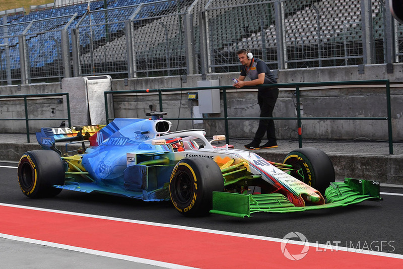 Robert Kubica, Williams FW41 con parafina aerodinámica sobre todo el automóvil